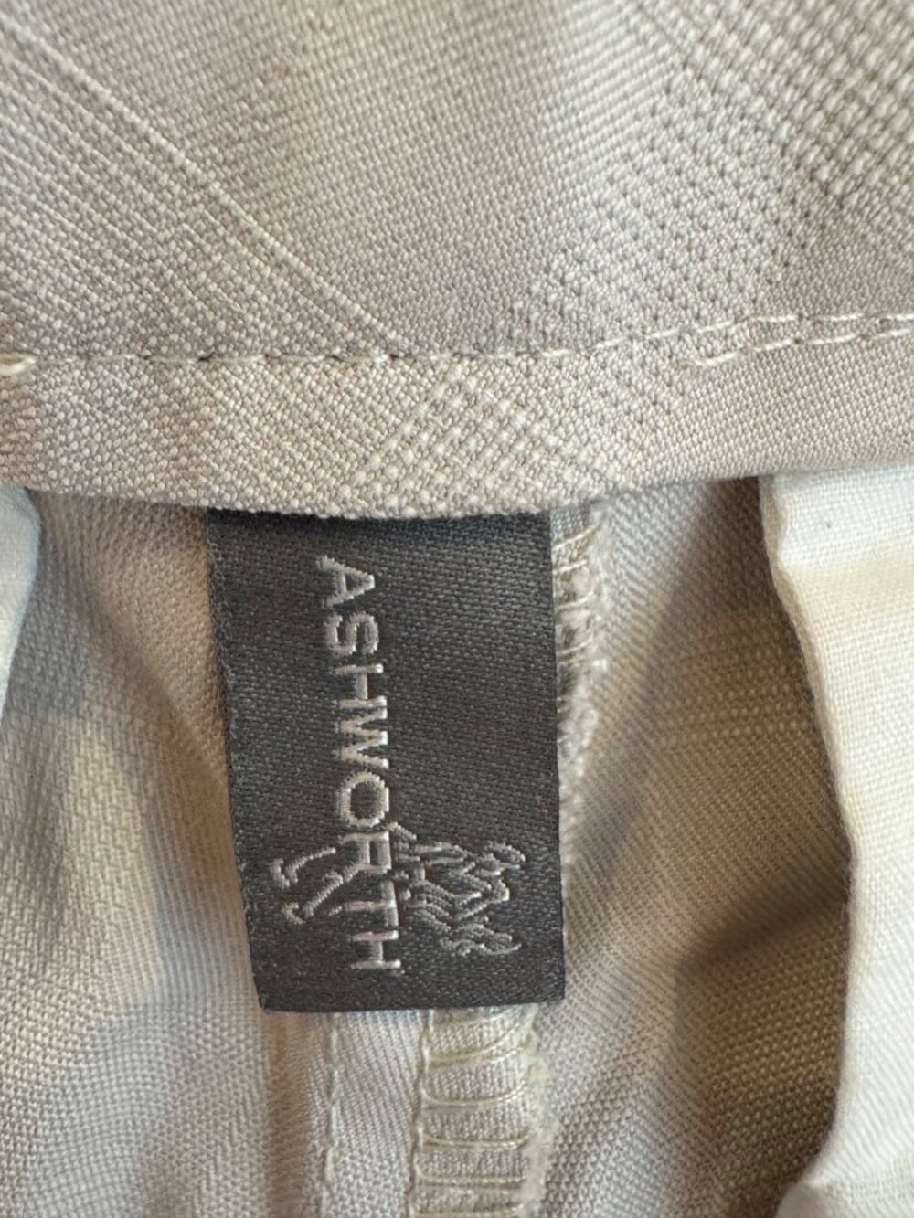 Ashworth Mens Beige Golf Shorts 32W Polyester Blend Flat Front - Picture 3 of 7